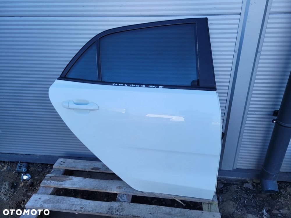 Kia Rio IV 17r 5d Drzwi  lewy tyl kolor UD - 1