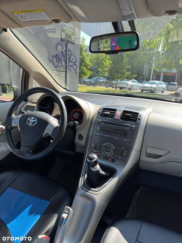 Toyota Auris 2.0 D-4D Prestige - 6