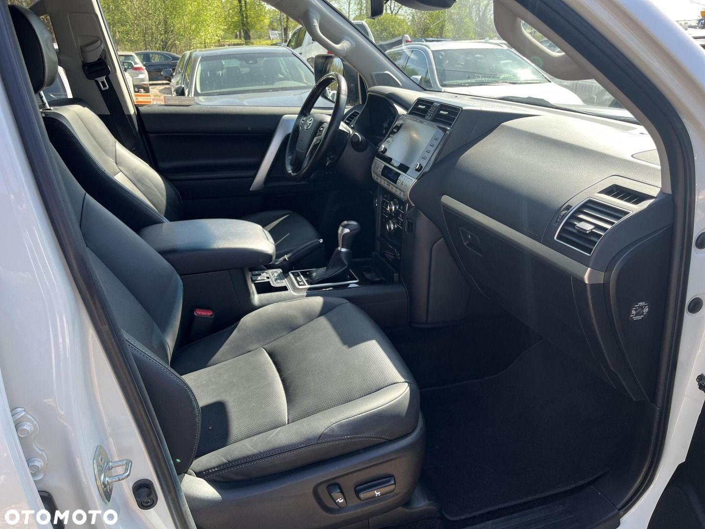 Toyota Land Cruiser LC 2.8 D-4D Executive - 27