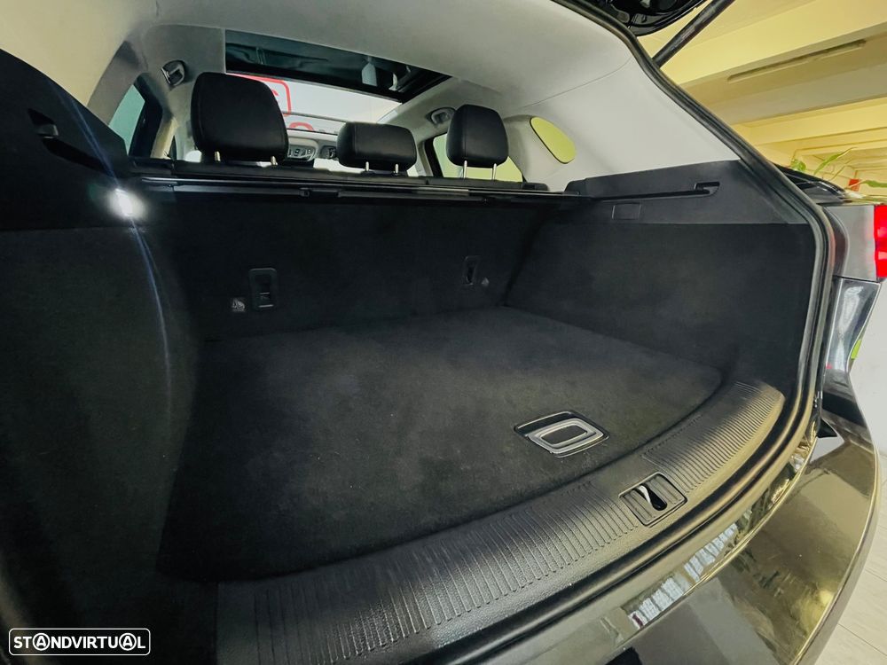 MG EHS 1.5 T-GDI Plug-in Hybrid Luxury - 14