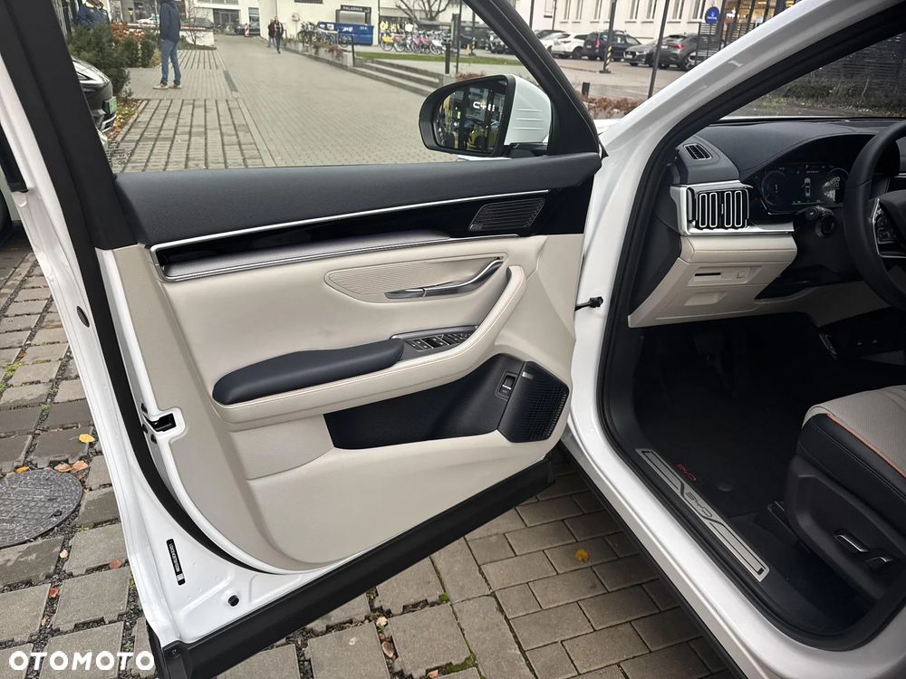 BYD Seal U 87kWh Design - 10