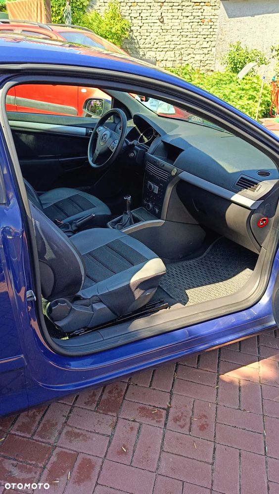 Opel Astra 1.6 - 12
