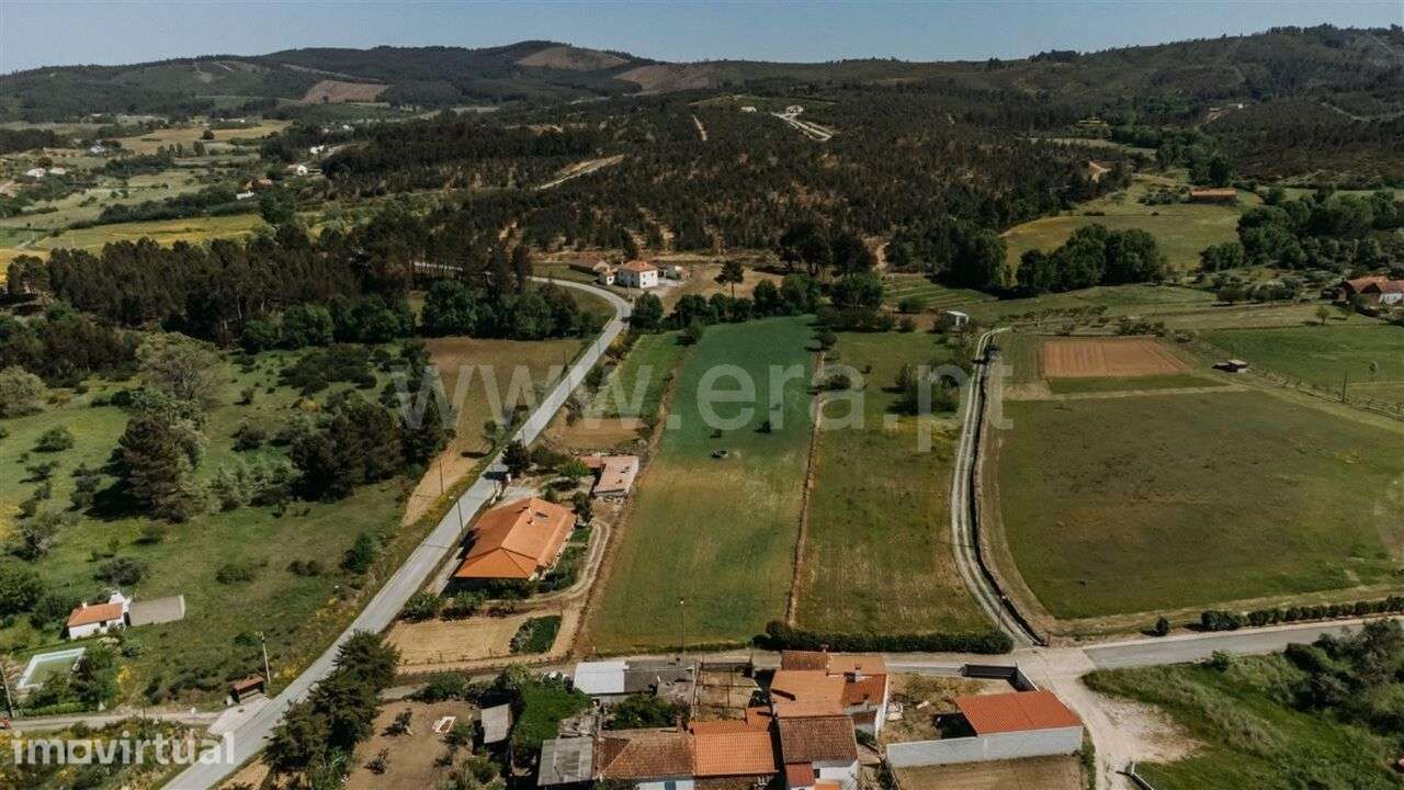 Terreno / Fundão, Enxames - Grande imagem: 3/9