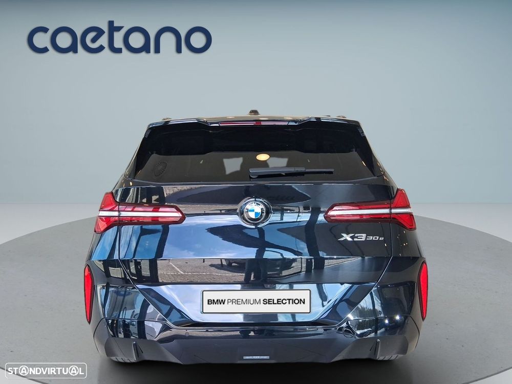 BMW X3 30 e xDrive Pack M Desportivo - 14