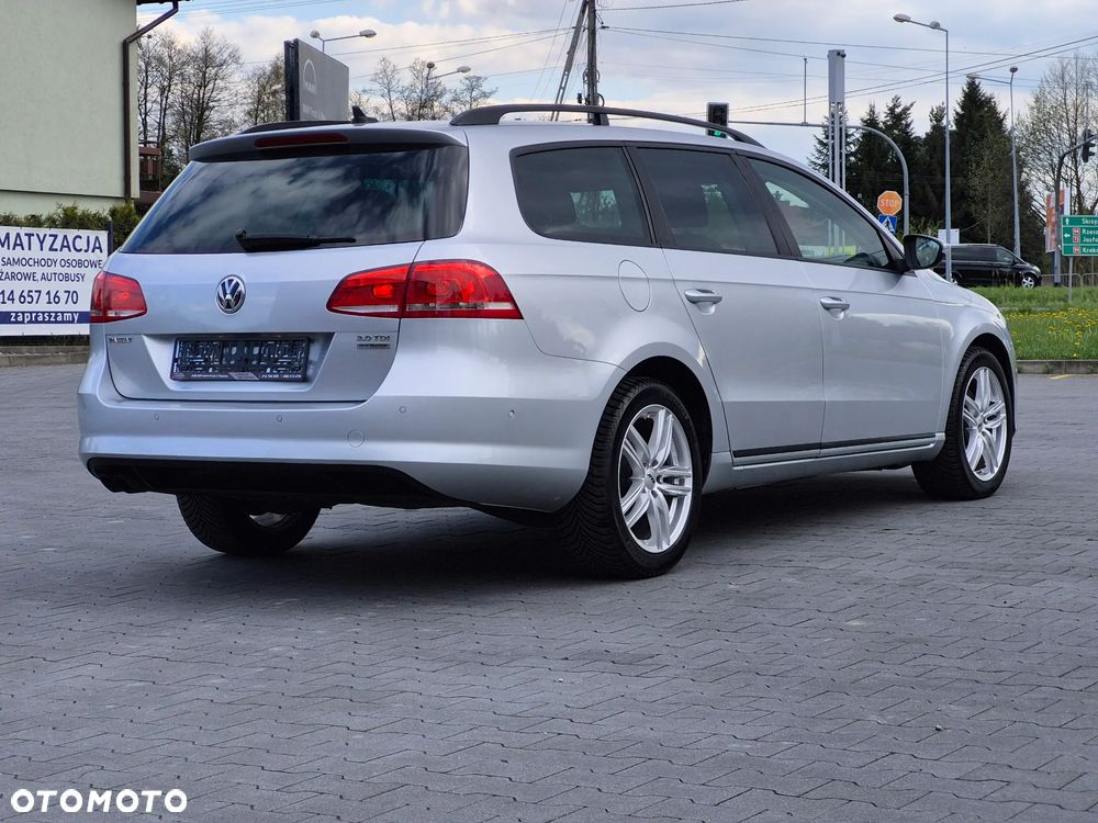 Volkswagen Passat 2.0 TDI BlueMotion Technology Comfortline - 4