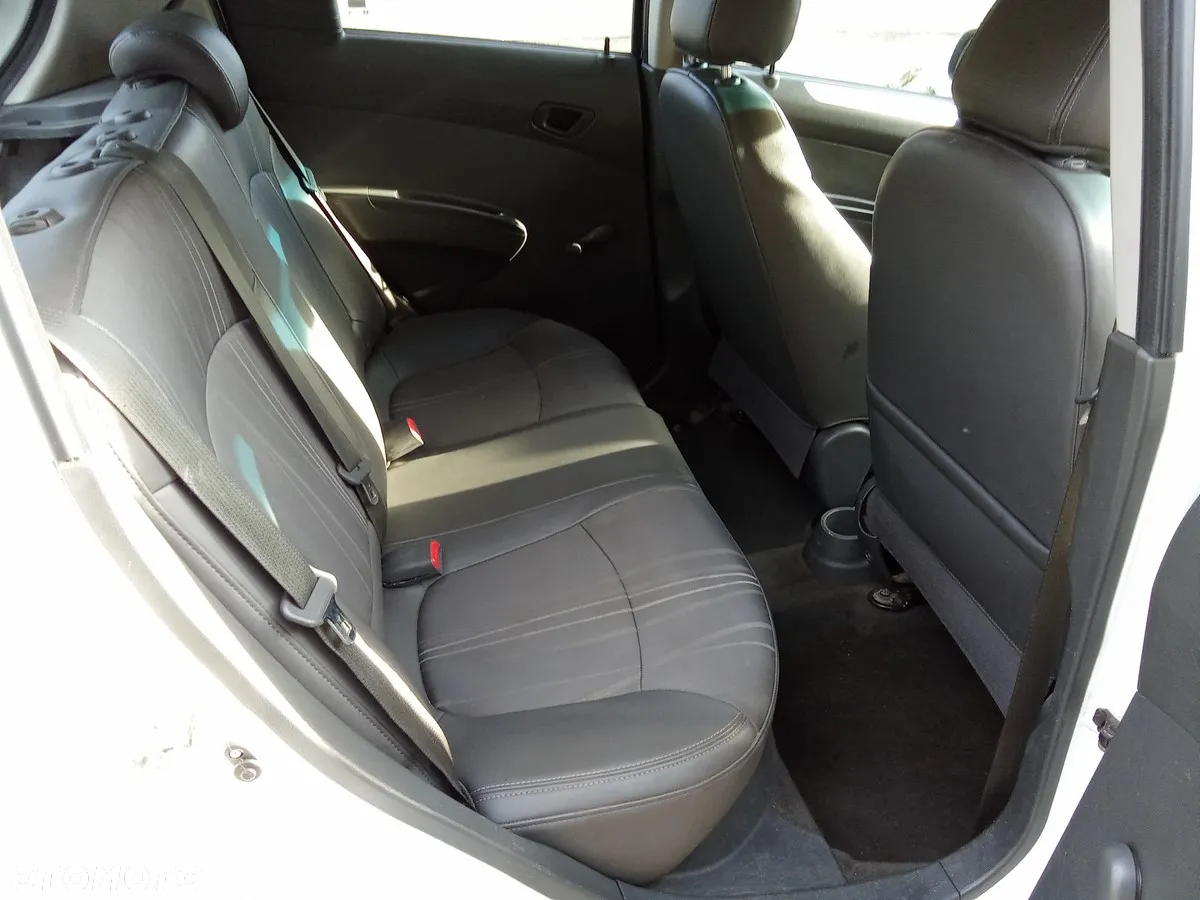 Chevrolet Spark 1.0 Base+ - 14