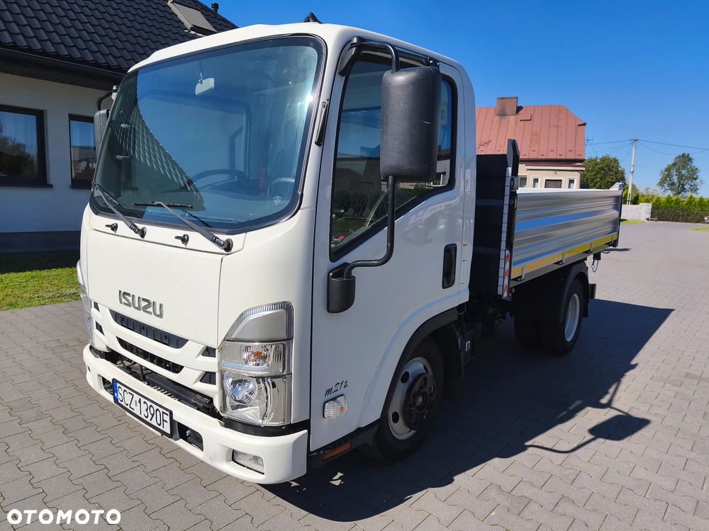 Isuzu M21 - M27 - 2