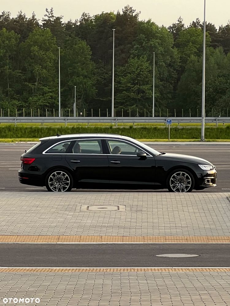Audi A4 Avant - 22