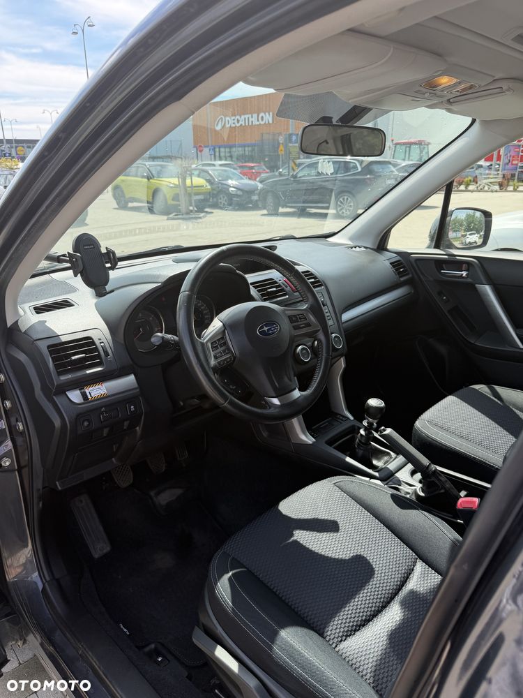 Subaru Forester 2.0D Exclusive - 4