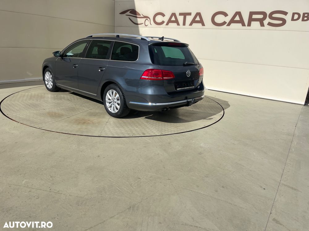 Volkswagen Passat 2.0 TDI BlueMotion Tehnology DSG Comfortline - 10