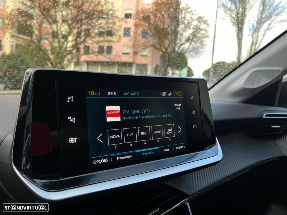 Peugeot e-208 50 kWh SE Style - 14