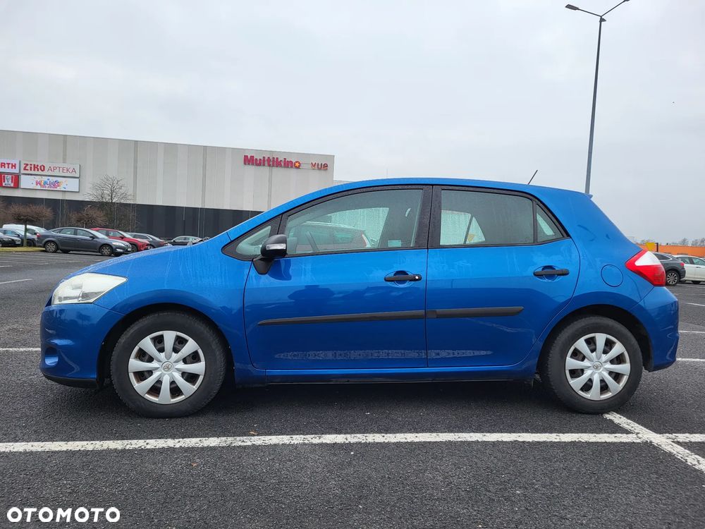 Toyota Auris - 4