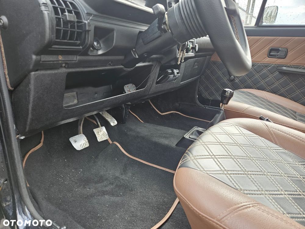 Volkswagen Golf - 6