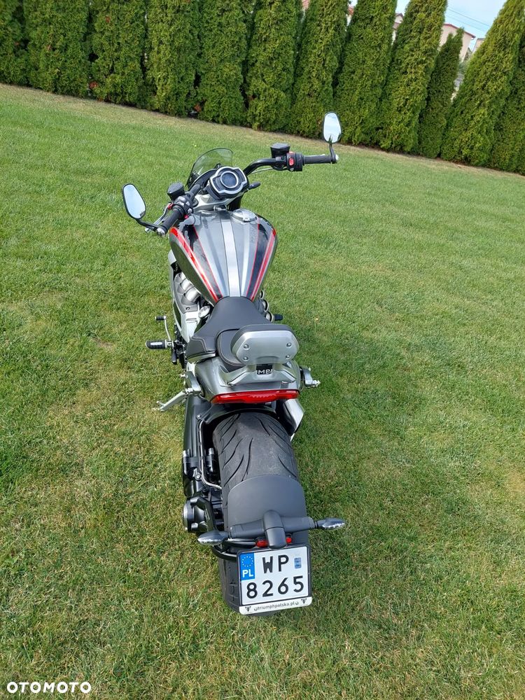 Triumph Rocket - 3