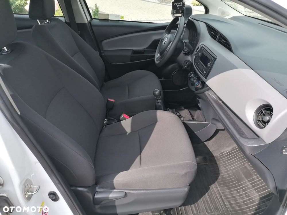 Toyota Yaris 1.5 Active - 19