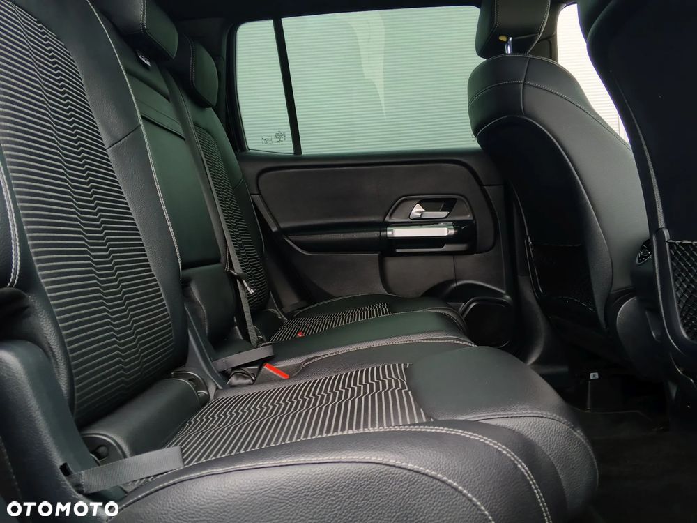 Mercedes-Benz GLB 200 d 8G-DCT EDITION 2022 - 36