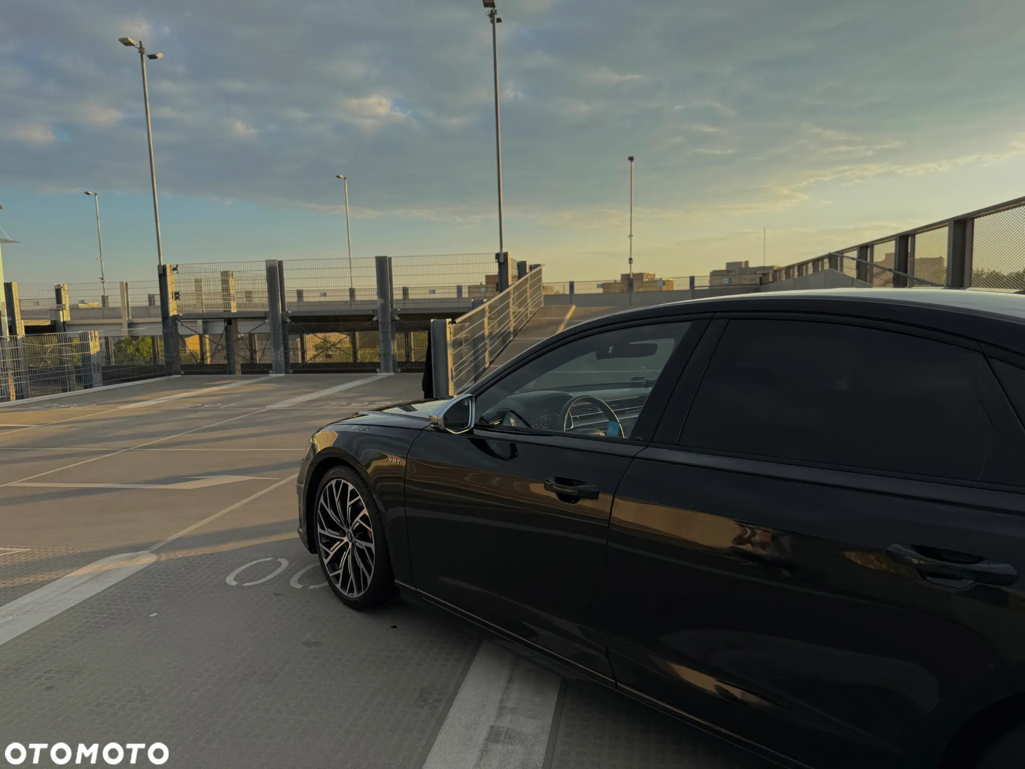 Audi S8 TFSI mHEV Quattro Tiptr - 4