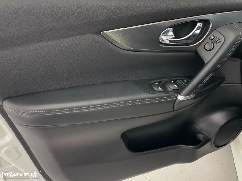 Nissan Qashqai 1.2 DIG-T Tekna Premium - 16