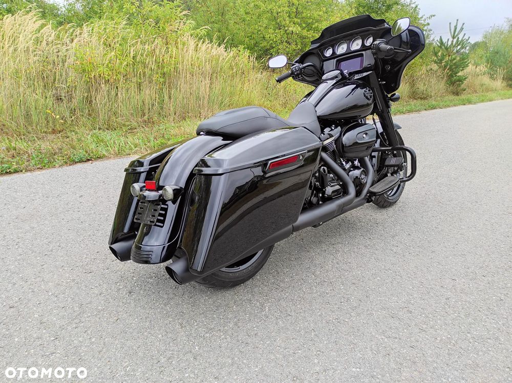 Harley-Davidson Touring Street Glide - 9