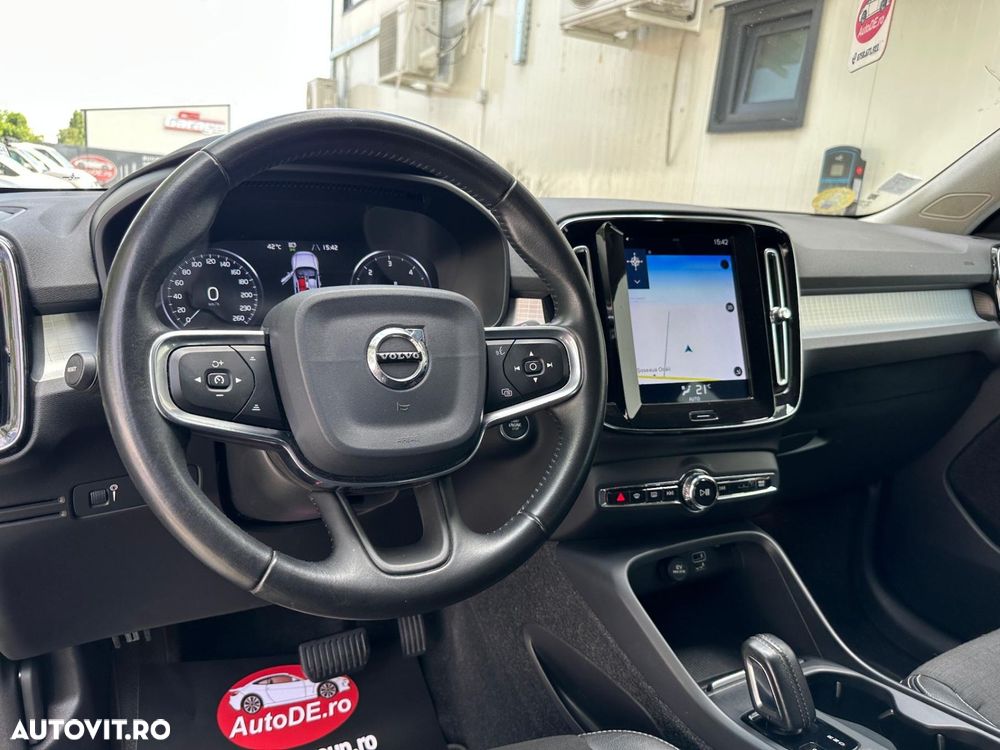 Volvo XC 40 - 6