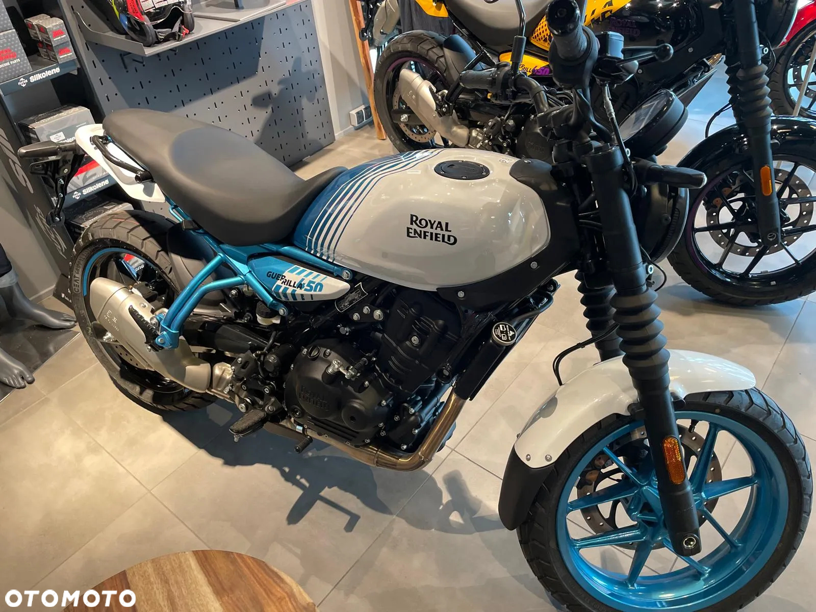 Royal Enfield Guerrilla - 8