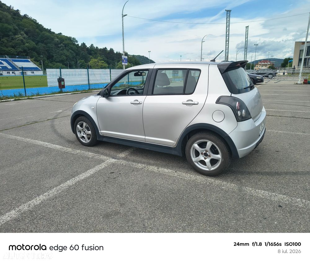 Suzuki Swift - 12