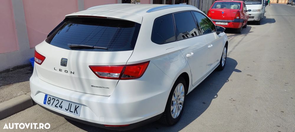 Seat Leon 1.6 TDI ECOMOTIVE Style - 4