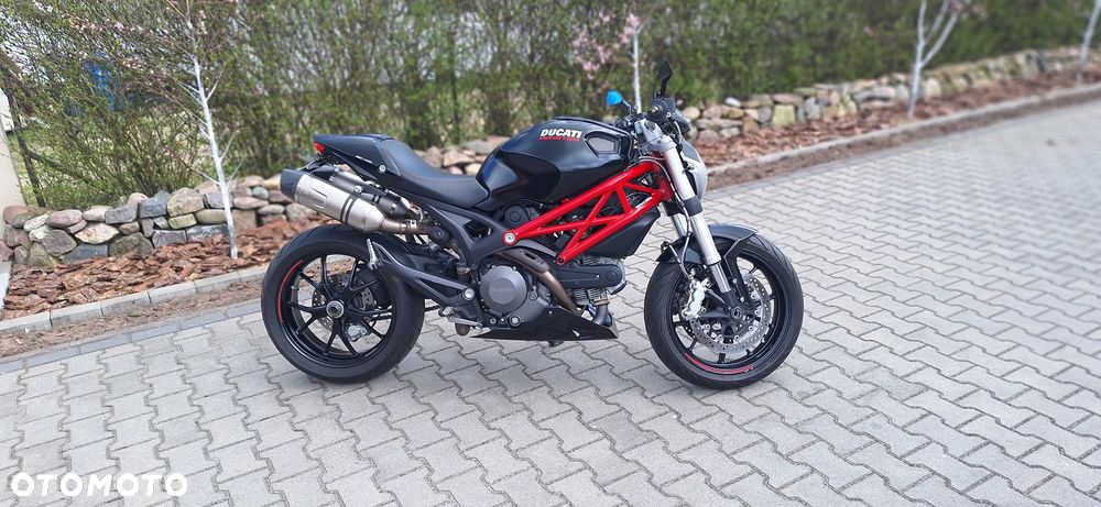 Ducati Monster - 13