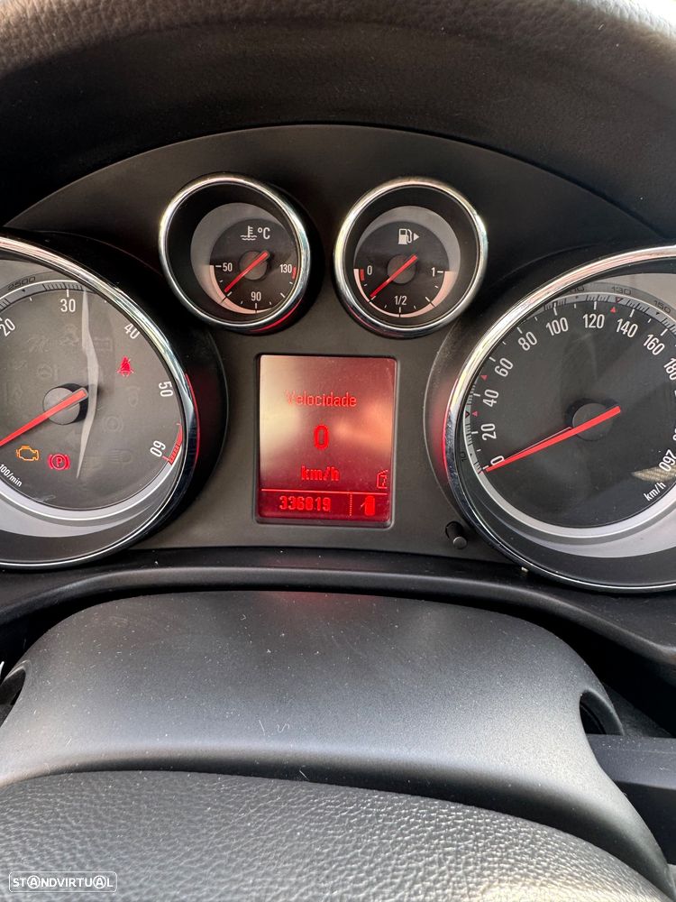 Opel Insignia Sports Tourer 2.0 CDTI - 14