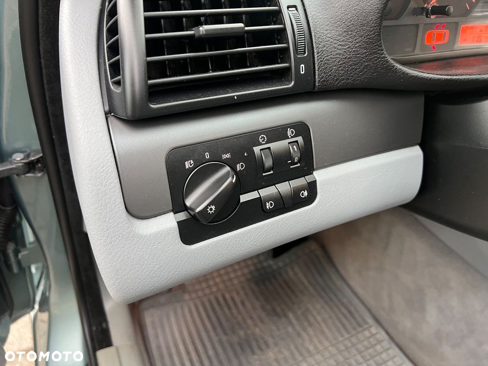 BMW Seria 3 318i Edition Lifestyle - 14