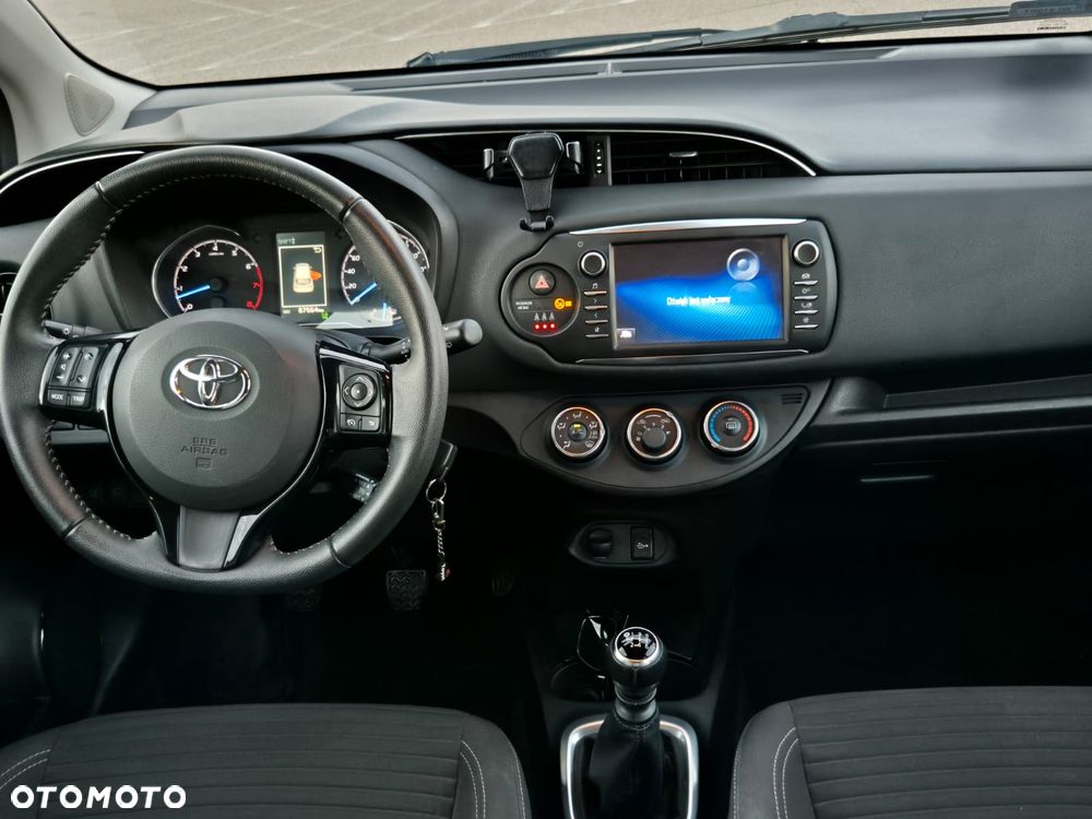 Toyota Yaris 1.5 Premium - 30