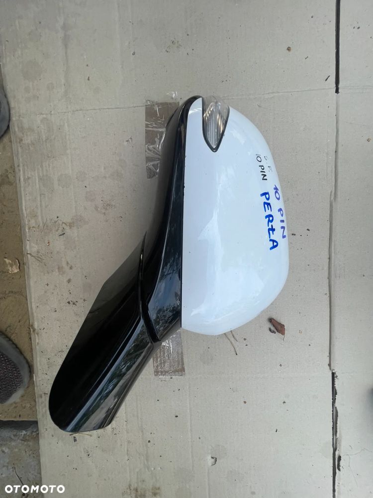 LUSTERKO PRAWE HYUNDAI SANTA FE 10PIN - 2