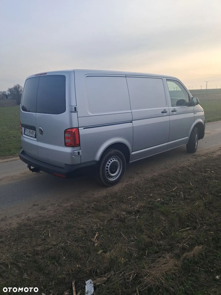 Volkswagen Transporter - 4