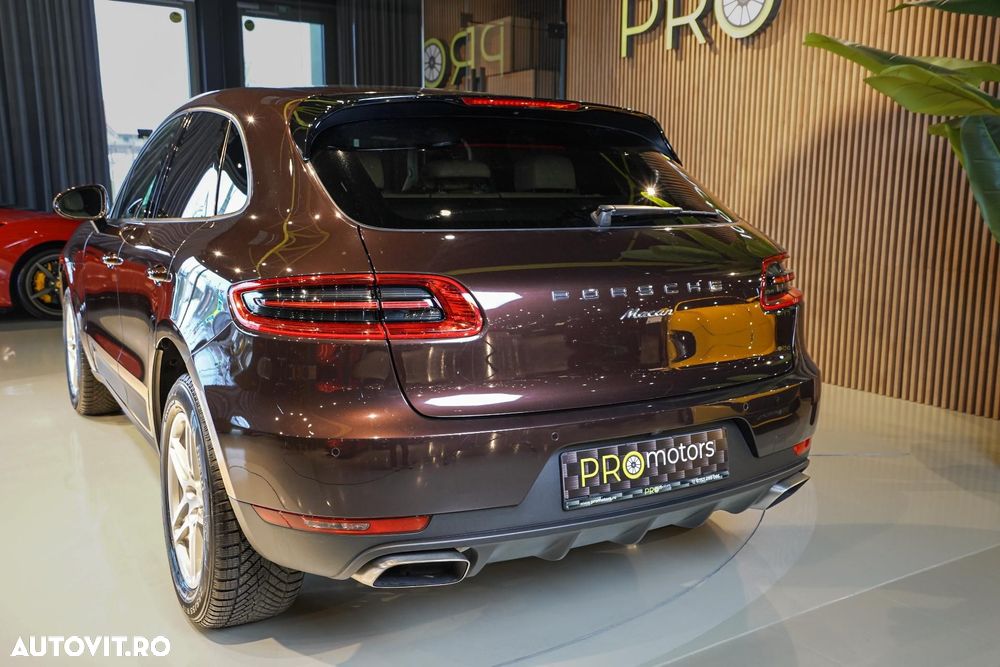 Porsche Macan - 38