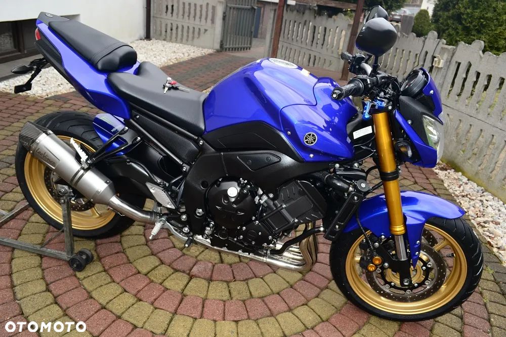 Yamaha FZ8 - 1
