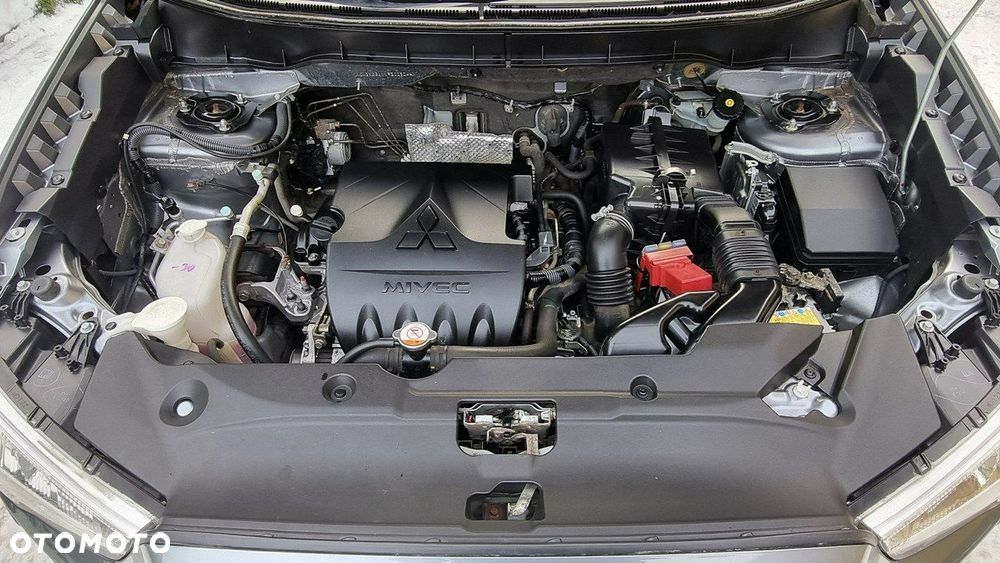 Mitsubishi ASX - 10
