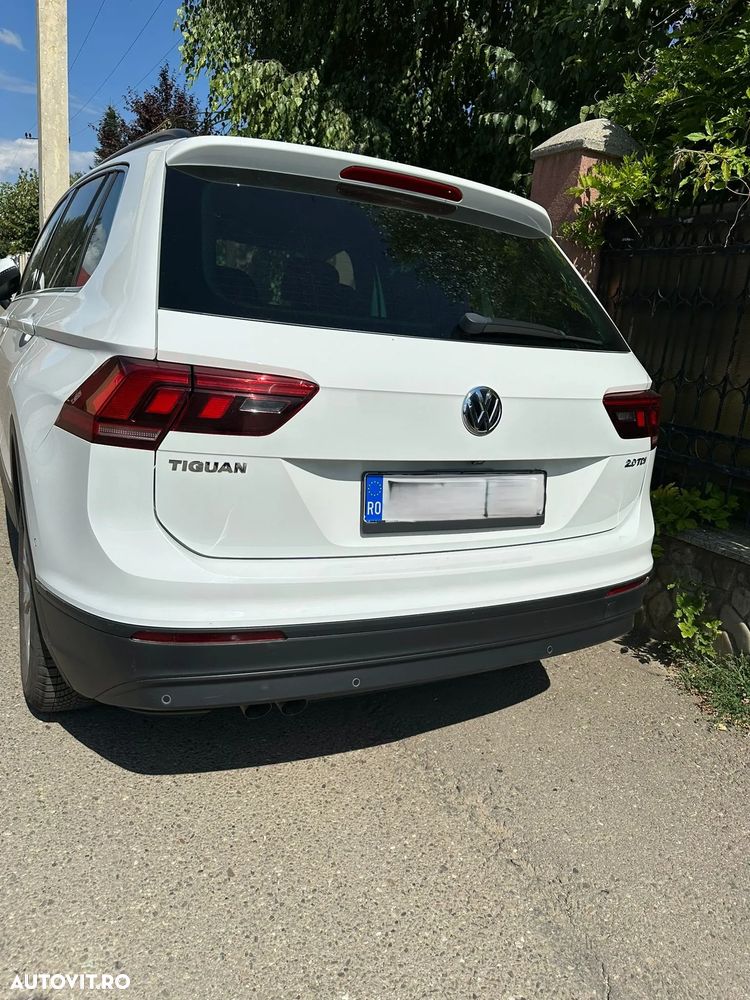 Volkswagen Tiguan - 4