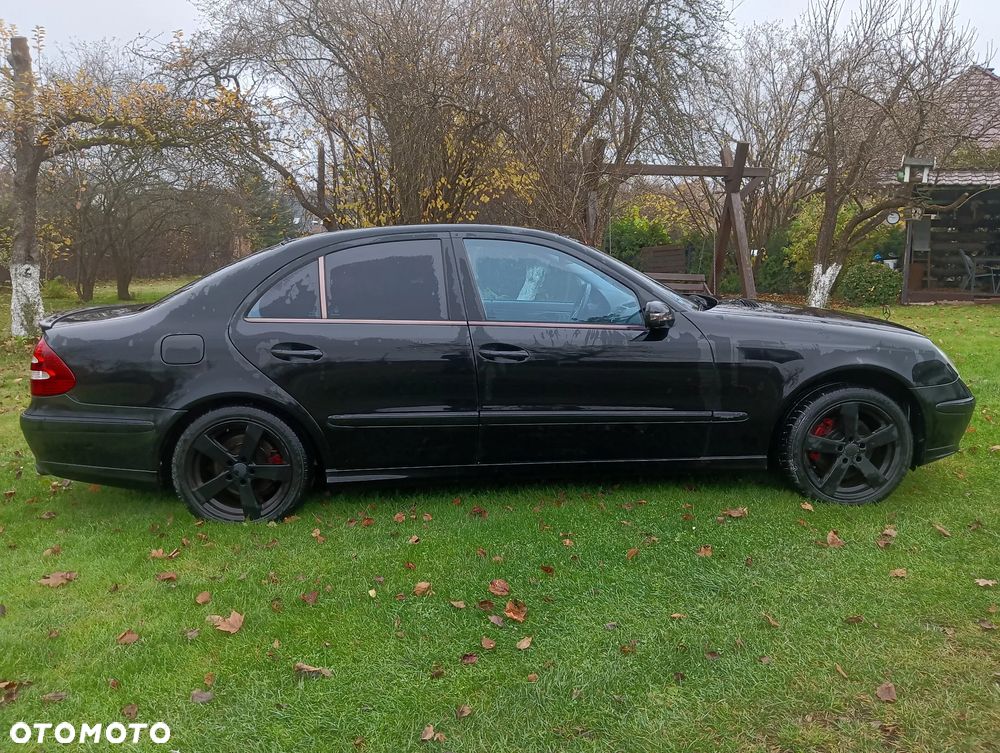 Mercedes-Benz Klasa E 240 4-Matic Avantgarde - 6