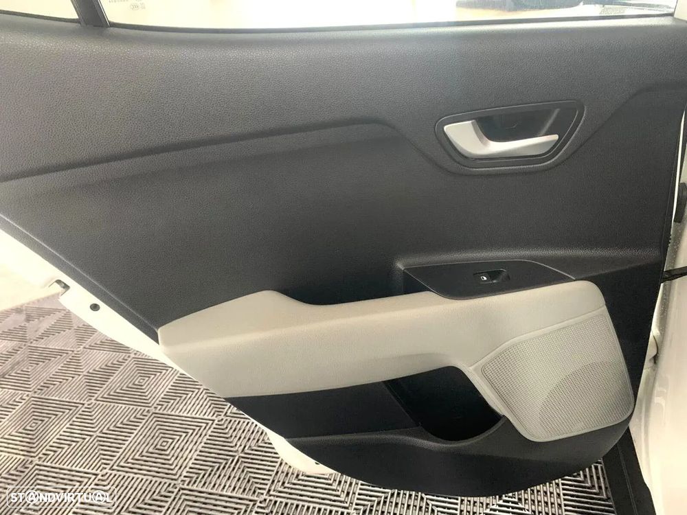 Kia Stonic 1.0 T-GDI TX 7DCT - 18