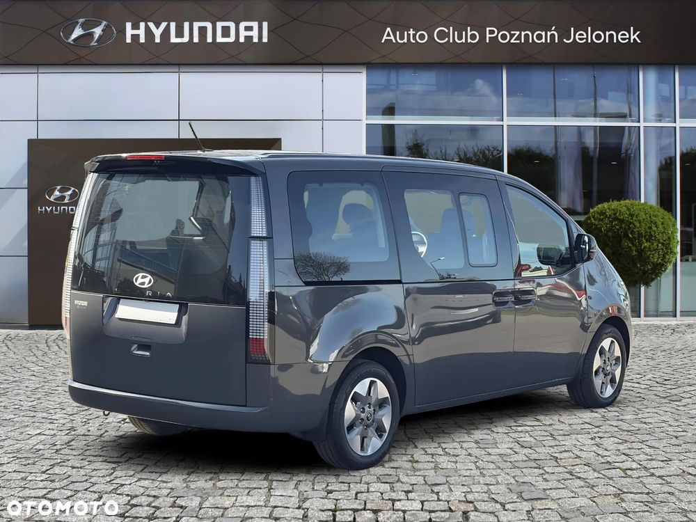 Hyundai Staria 1.6 T-GDI HEV Smart VIP - 5