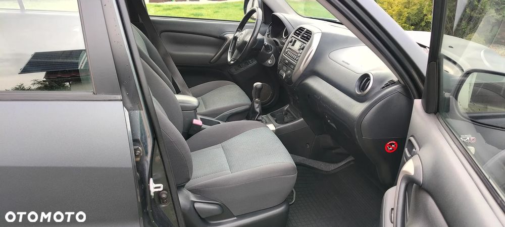 Toyota RAV4 2.0 D-4D 4x4 - 8