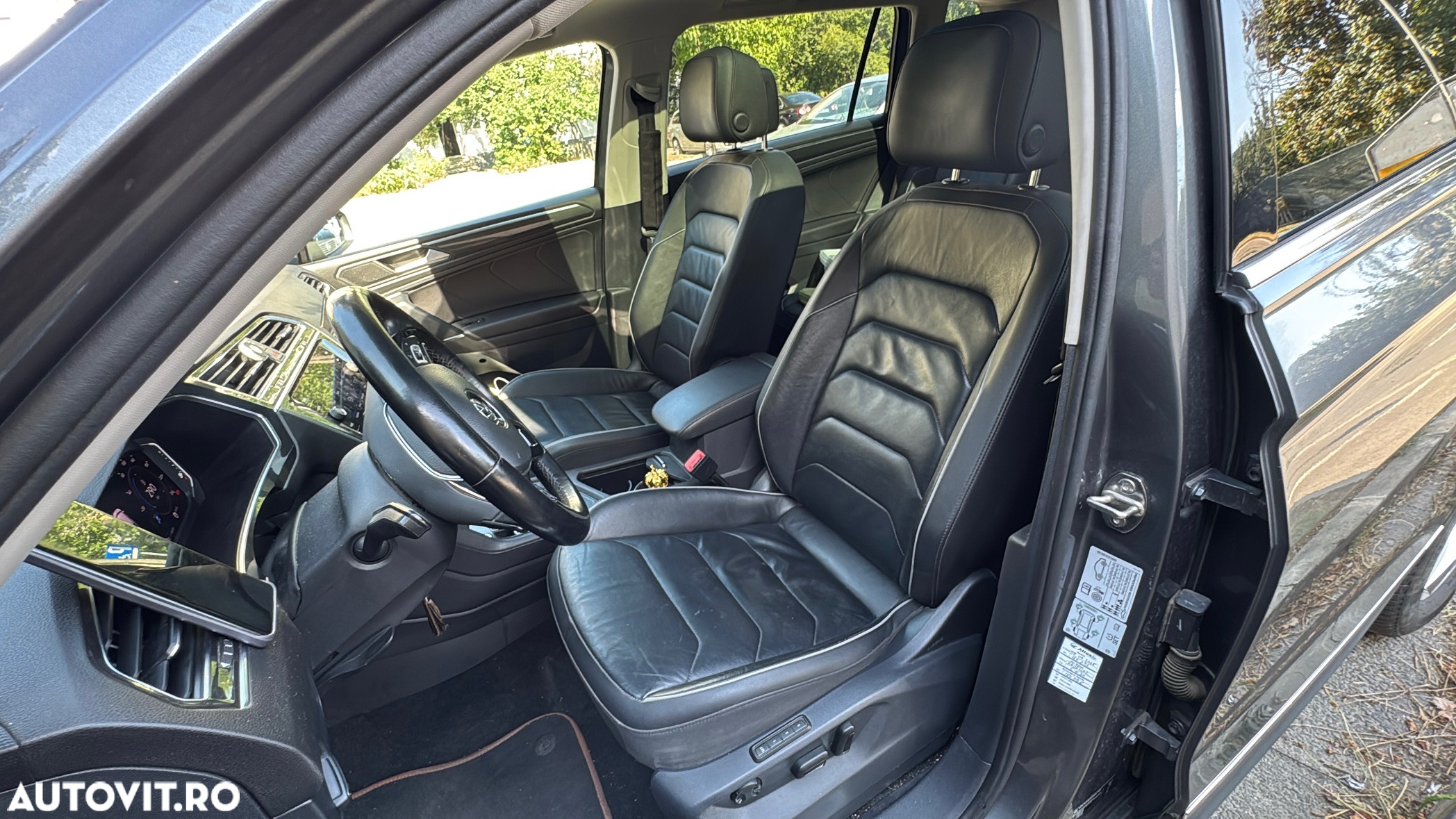 Volkswagen Tiguan Allspace 2.0 TDI SCR 4Motion DSG Highline - 19