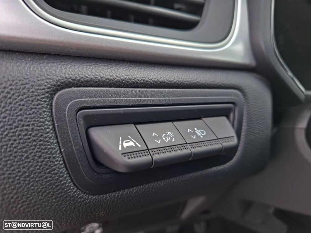 Renault Captur 1.0 TCe Techno Bi-Fuel - 18