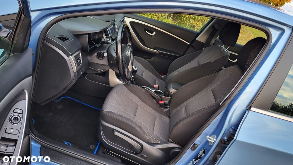 Hyundai i30 1.4 YES - 32
