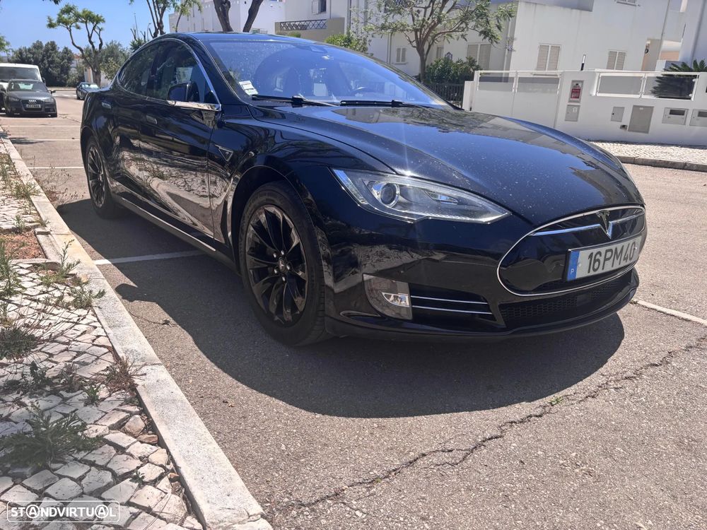 Tesla Model S 85 - 5