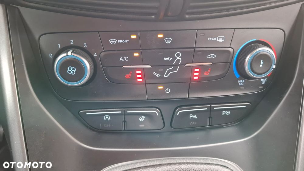 Ford Kuga 2.0 TDCi 2x4 Cool & Connect - 15