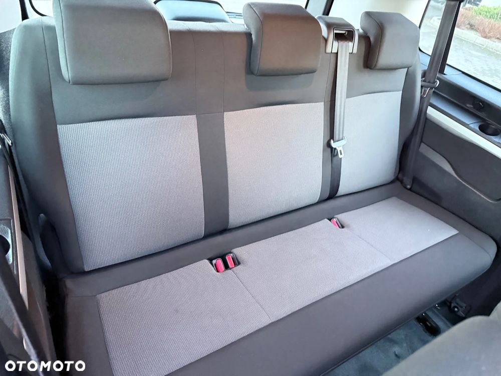 Opel Vivaro Kombi Compact 2,7t Enjoy - 16