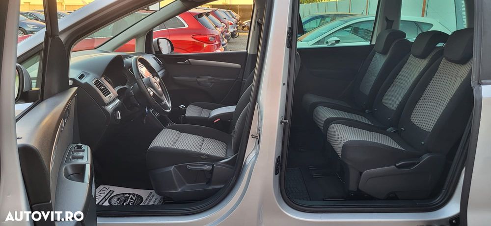 Volkswagen Sharan - 11