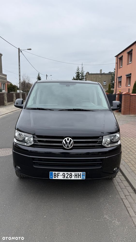 Volkswagen Multivan - 24