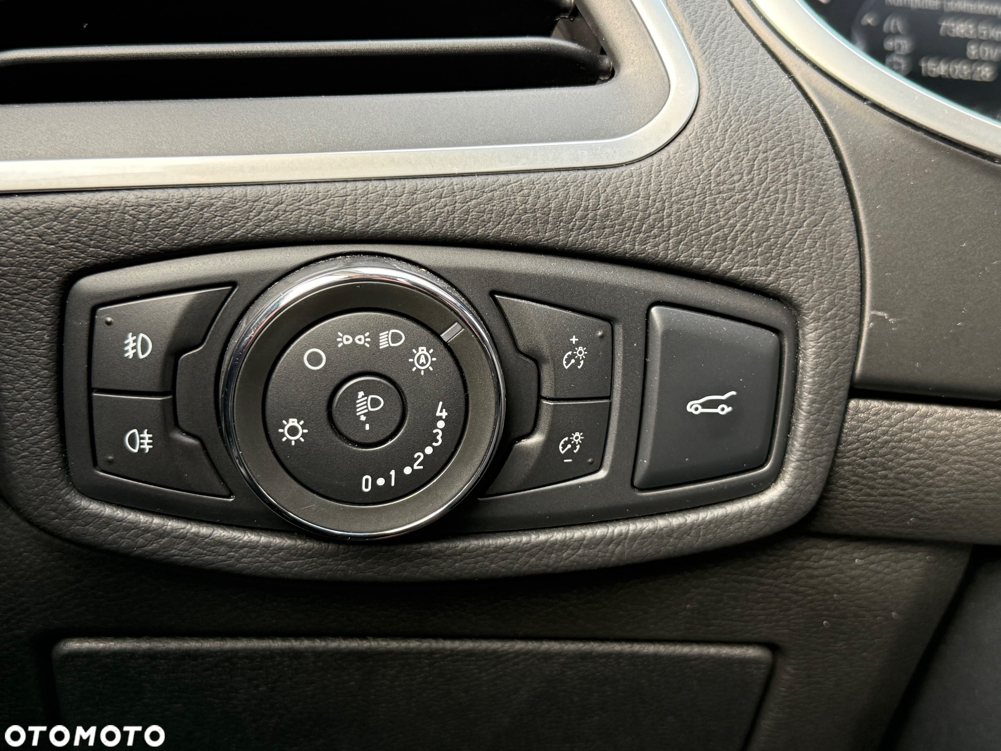 Ford Edge - 21